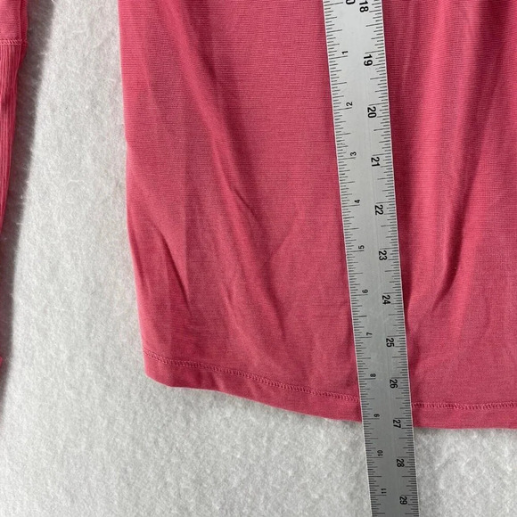 The North Face Shirt Women's Sz XS Pink Round Neck Athletic Pullover Long Sleeve - Picture 5 of 10